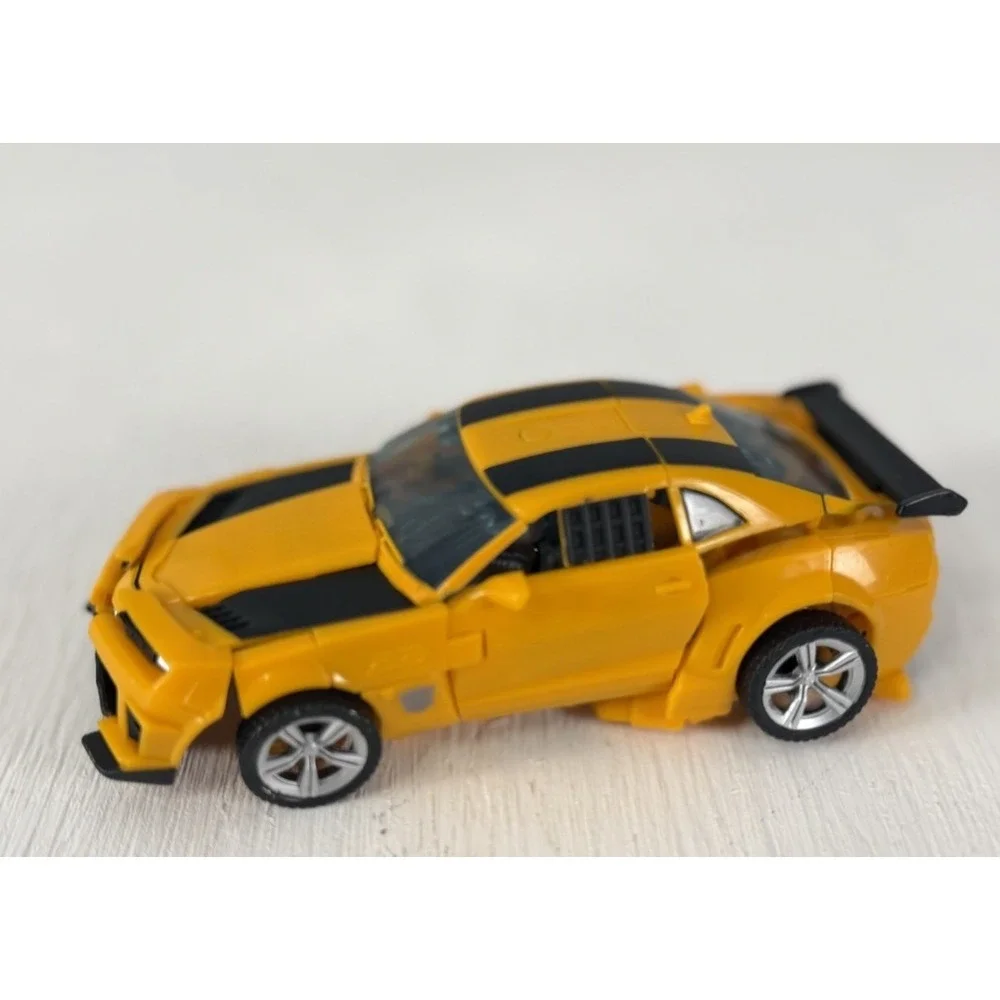 HASBORO TRANSFORMER Car BUMBLE BEE 900STRA YELLOW Cool Gift Limited